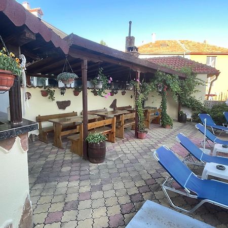 ,,Дироси" Sveti Vlas Dış mekan fotoğraf