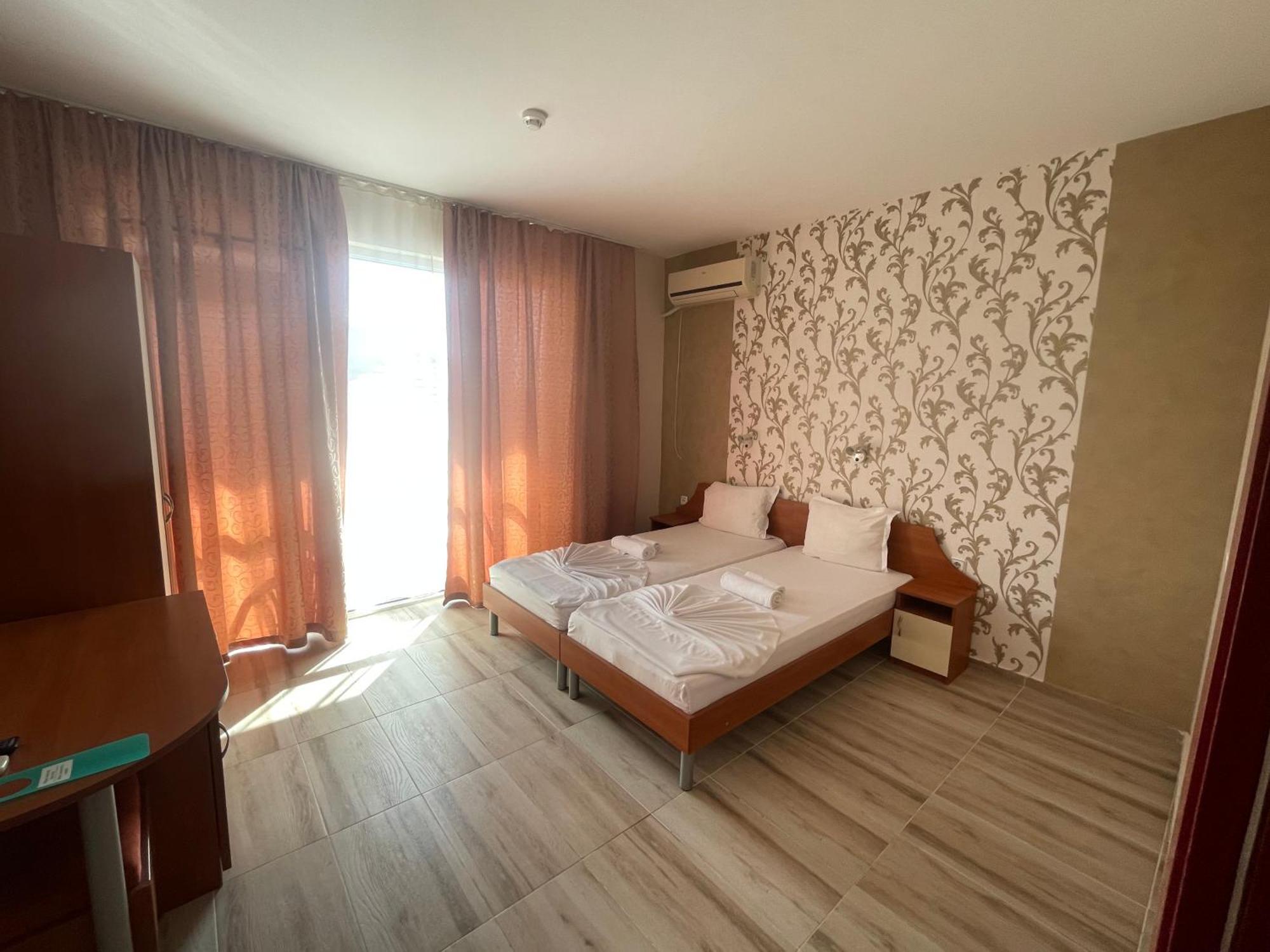 ,,Дироси" Sveti Vlas Dış mekan fotoğraf
